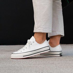 Converse Chuck 70 Platform Low Top Patent Leather in Vintage White